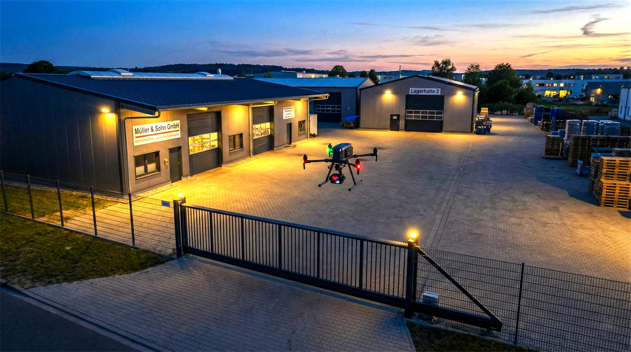 Handwerksbetrieb mit Hof und Werkstatt – Geländeschutz für Gewerbe und Handwerk